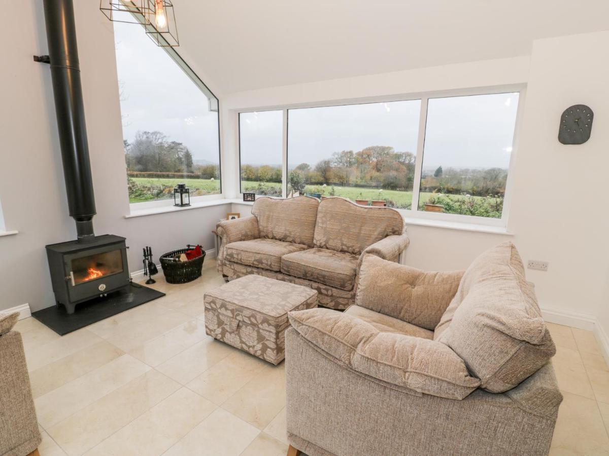 Ty'N Lon Bach Villa Caernarfon Buitenkant foto